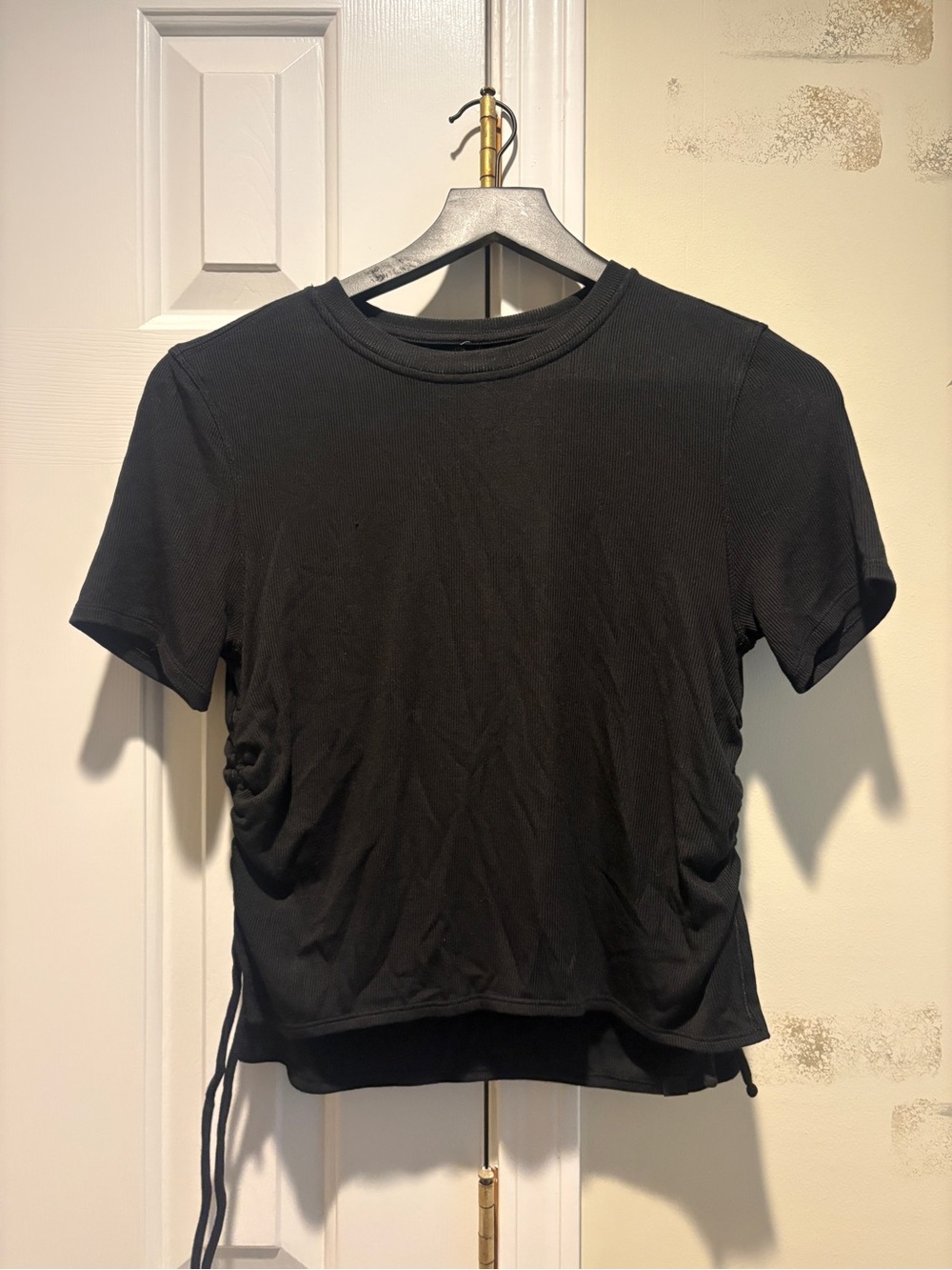 lululemon athletica Black Short Sleeve Cinch Tee